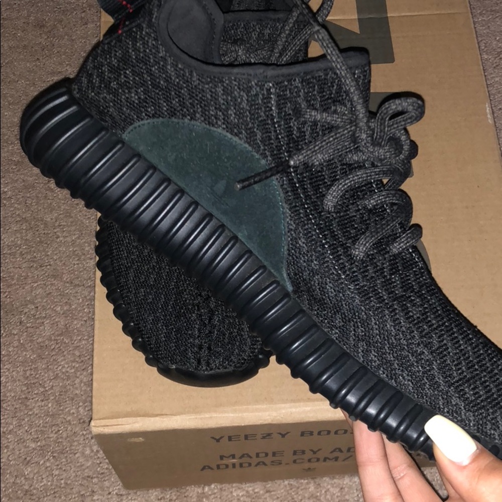 Yeezys pirates black